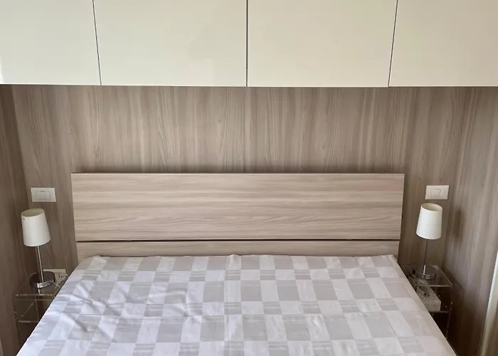 Carlo's Dp34 -oasi Tra I Porti- * Sanremo